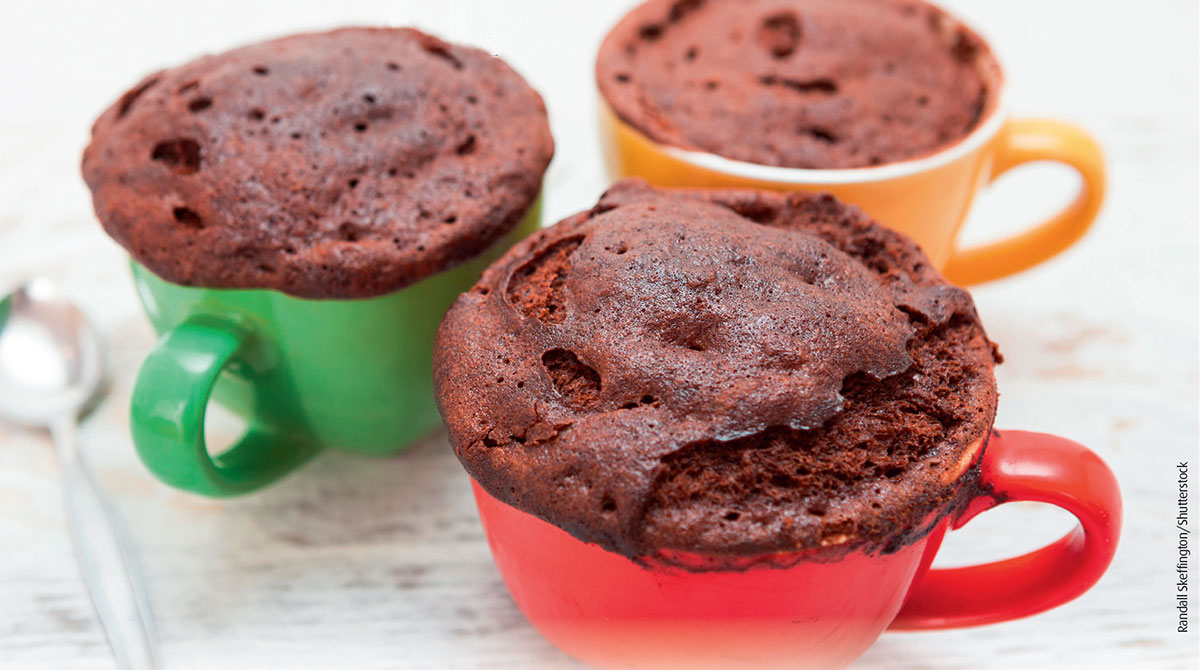 © Randall Skeffington/Shutterstock. Recette en anglais : “Chocolate Mug Cake”.