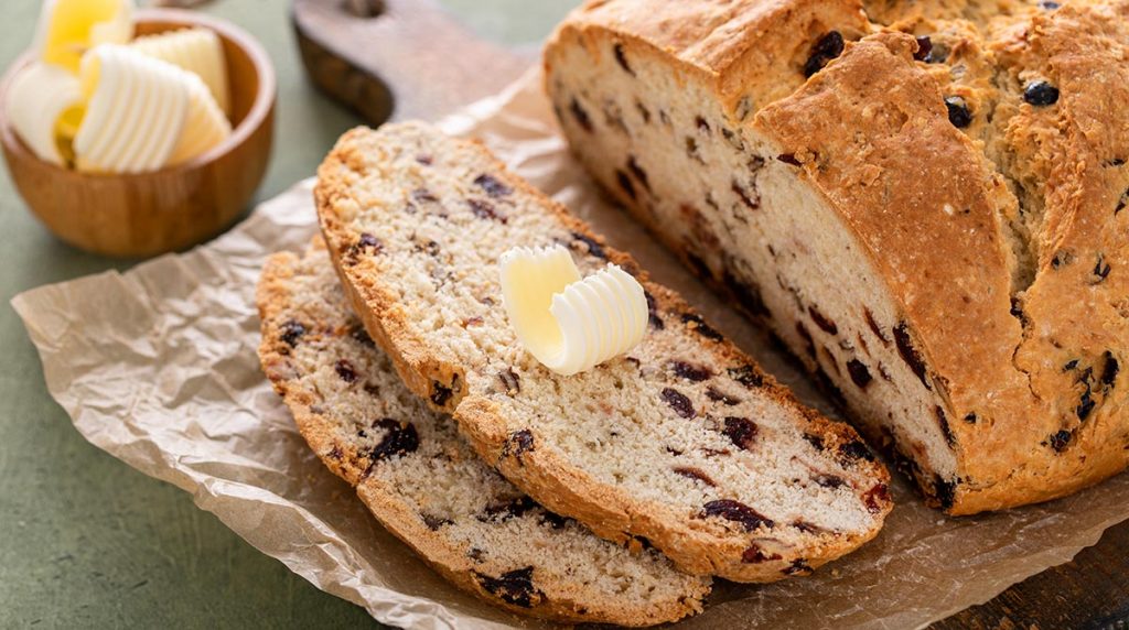 © Photo : fahrwasser/AdobeStock. Irish soda bread, I Love English n°326, mars 2024.